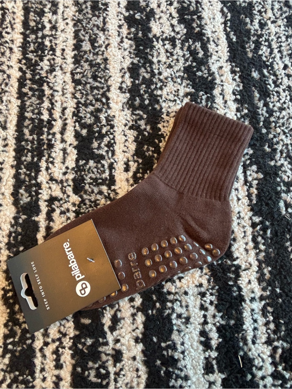 Pilabarre Women's Brown Non-Slip Ankle Socks